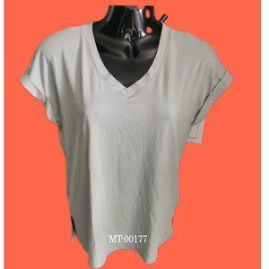 Banana Republic Women's V-Neck Tees (Green)